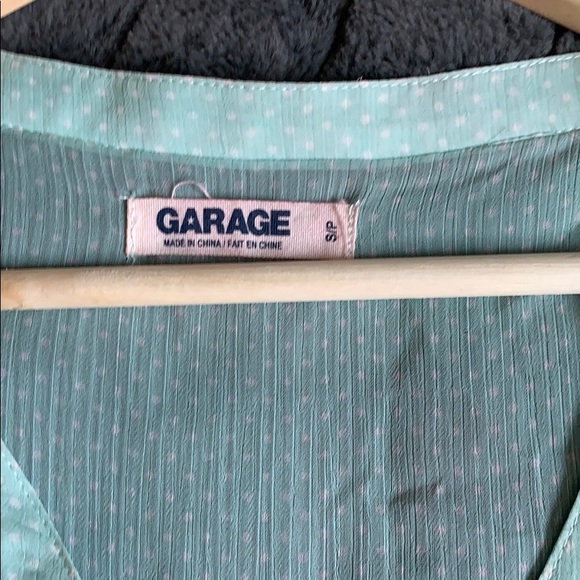 Garage green polka dot tie front top sz small - Picture 3 of 3